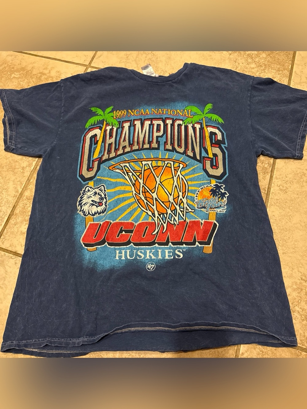 UConn Huskies Navy 1999 NCAA Champions Graphic T-Shirt